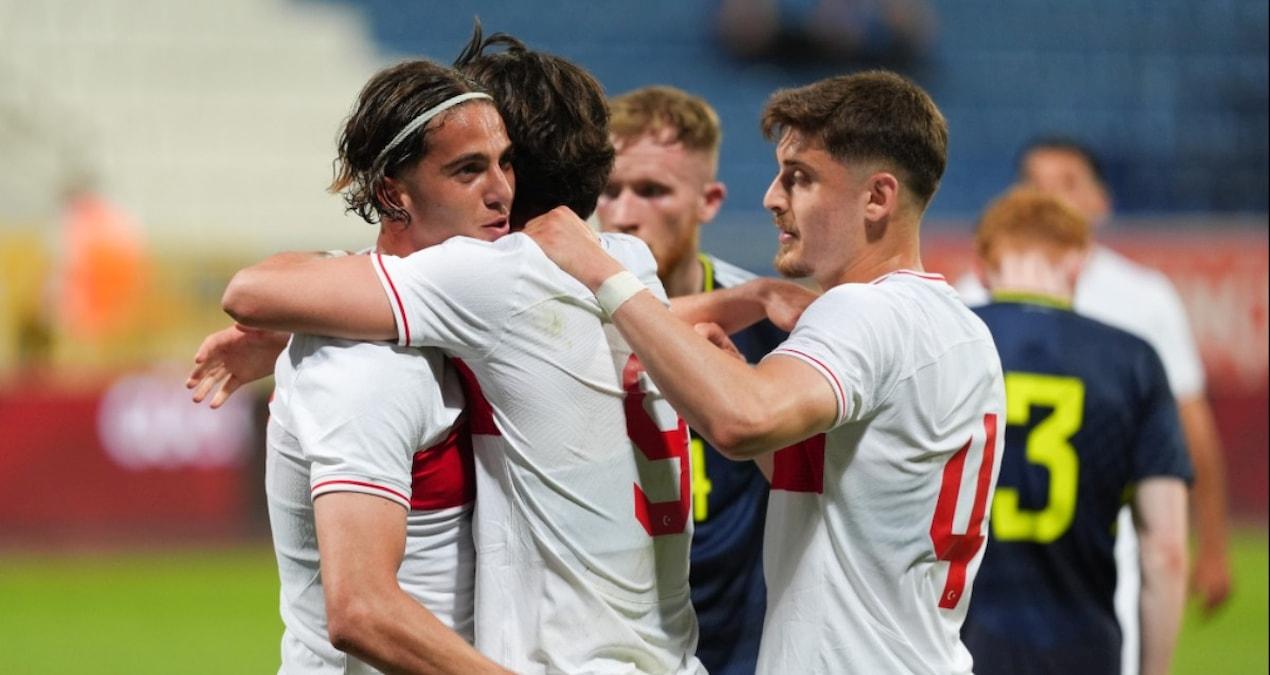 umit-milli-futbol-takimi-iskocyayi-2-1-maglup-etti-fN1syMAR.jpg
