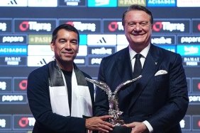 van-bronckhorstun-besiktasa-transferi-imza-toreni-detaylari-fSyaQxMx.jpg