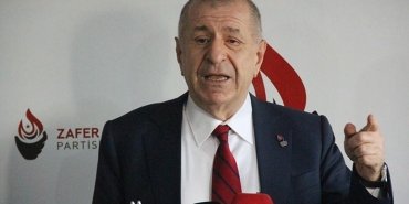 zafer-partisi-genel-baskani-umit-ozdag-kocaeli-il-teskilatinda-rozet-takti-pd2kL3FE.jpg