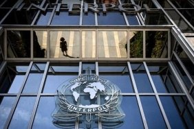 zambiyada-interpol-genel-sekreterligi-adayligina-itiraz-ve-hintli-is-insanlarinin-kacirilma-olayi-e8QctzLa.jpg