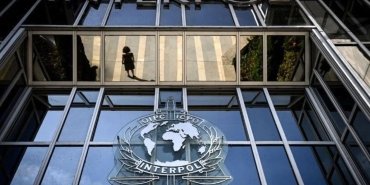 zambiyada-interpol-genel-sekreterligi-adayligina-itiraz-ve-hintli-is-insanlarinin-kacirilma-olayi-e8QctzLa.jpg