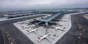 2023te-turkiye-havalimanlarinda-yuk-trafigi-artisi-UEO2kpU1.jpg