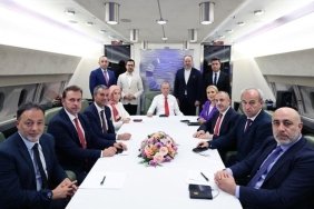a-milli-futbol-takimi-ve-siyasi-gelismeler-TijaZxGt.jpg