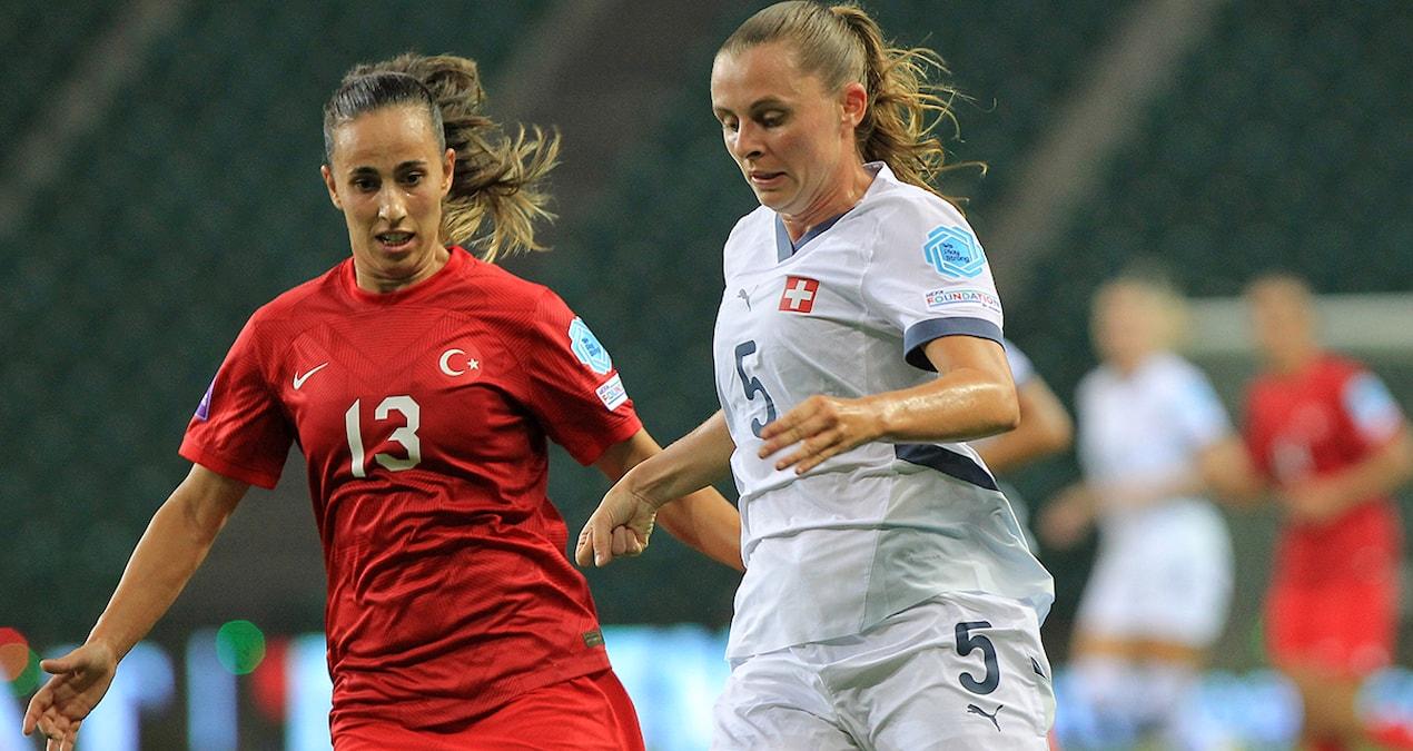 a-milli-kadin-futbol-takimi-macinda-isvicreye-2-0-maglup-oldu-esLwsx7S.jpg