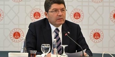 adalet-bakani-yilmaz-tunc-9-yargi-paketi-ve-kadinin-soyadi-duzenlemesi-YgTExtYm.jpg