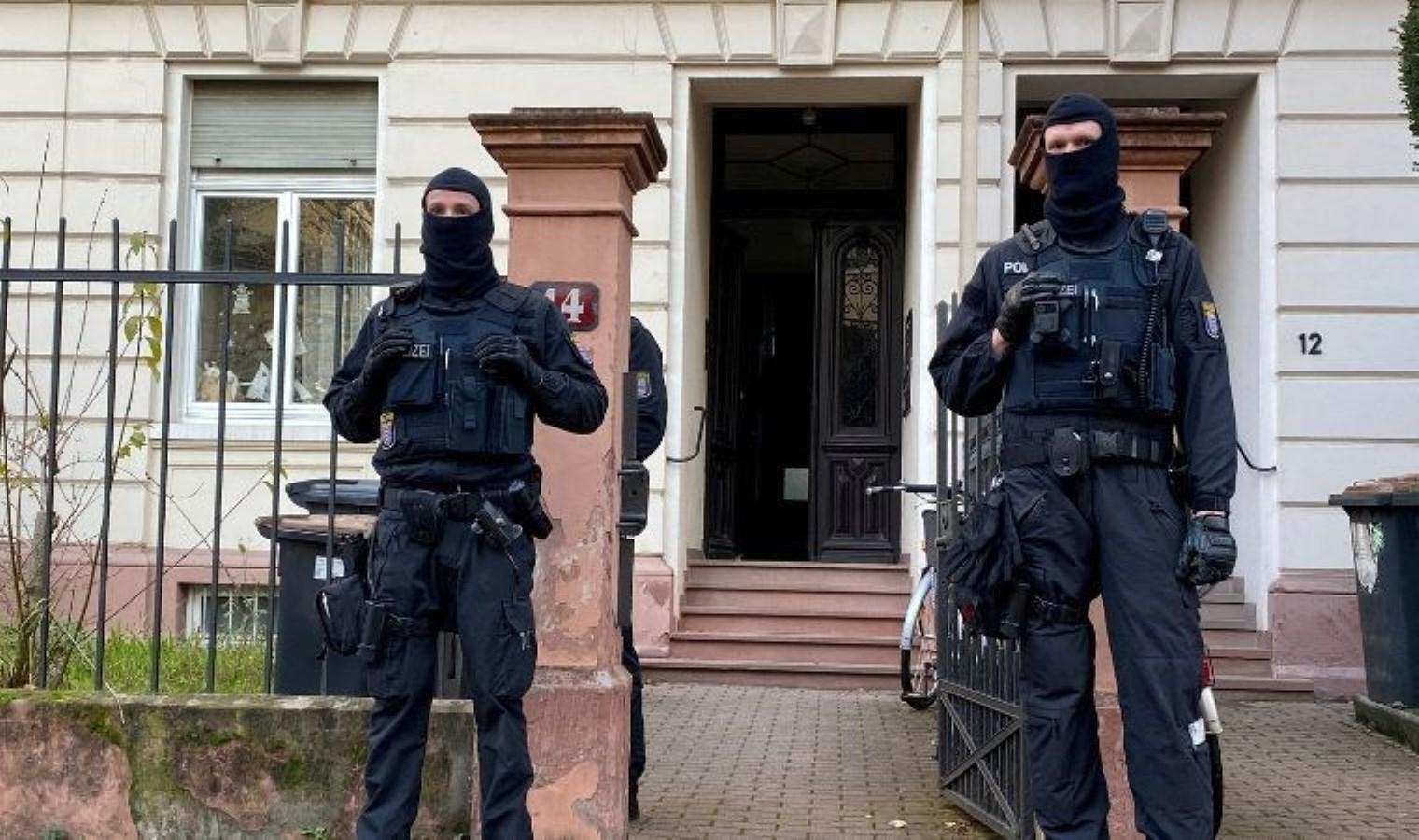 almanya-federal-icisleri-bakanligi-asiri-sagcilar-raporunu-yayimladi-8JsA13Zk.jpg