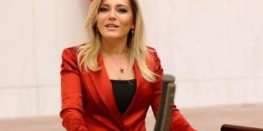aylin-cesur-iyi-partiden-istifa-etti-S6lA5SZy.jpg