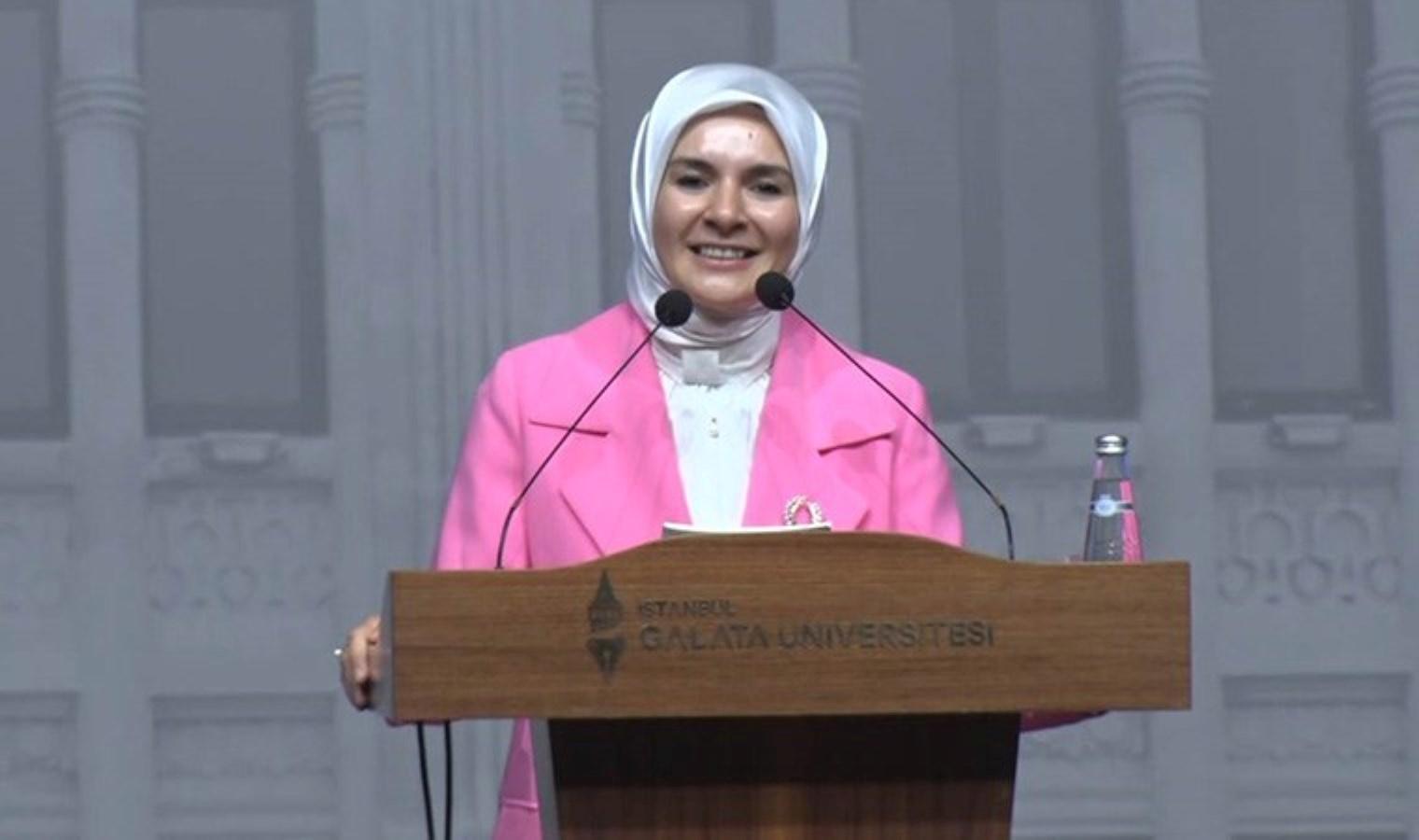 bakanlardan-mezunlara-tavsiyeler-ve-yurt-disi-cikis-harclari-aciklamasi-yrkEnVJp.jpg