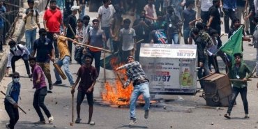 bangladeste-hukumet-protestolari-ogrenci-eylemleri-ve-siddet-olaylari-wfwy1ayS.jpg