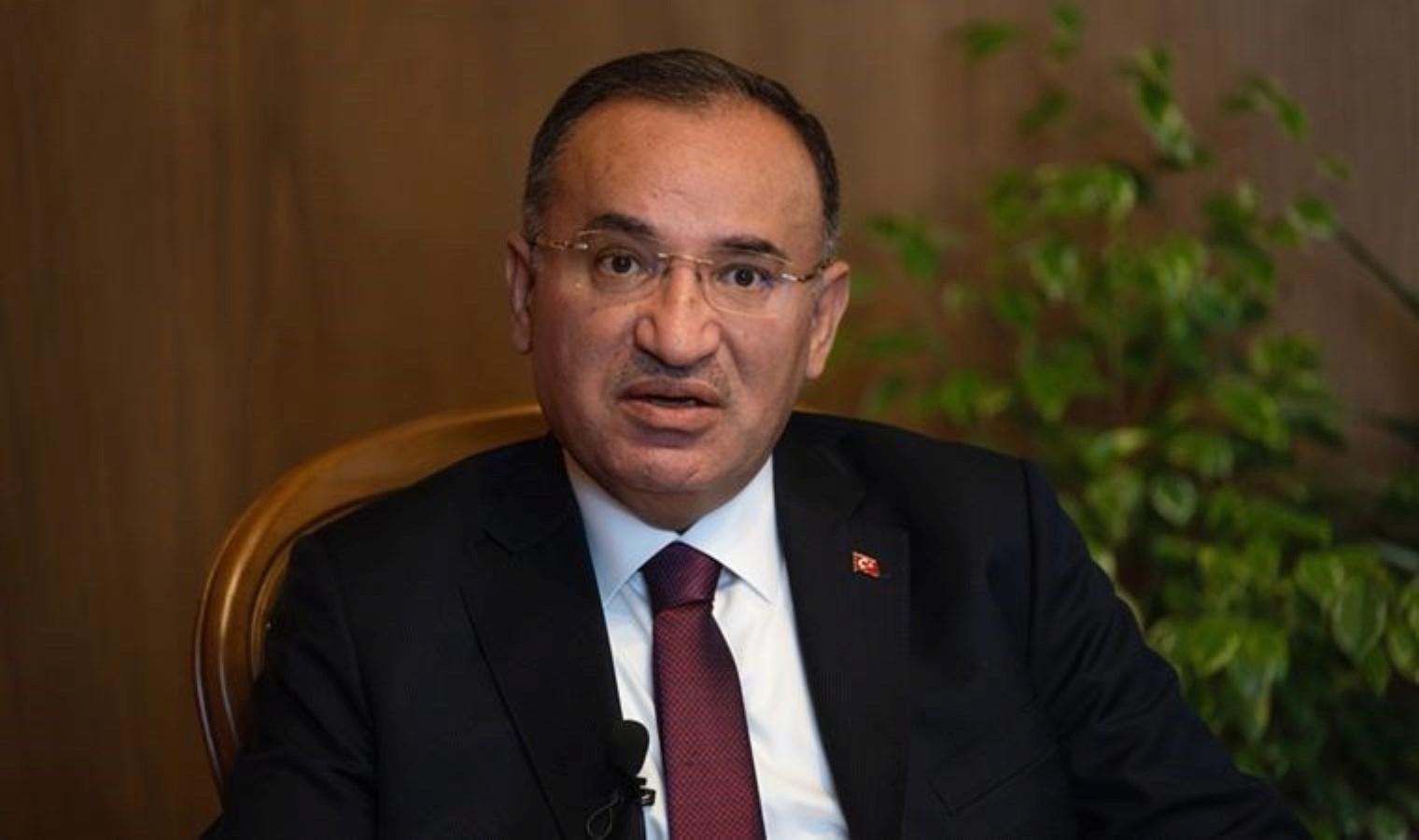 bekir-bozdagin-15-temmuz-darbe-girisimi-anilari-ve-feto-lideri-fetullah-gulen-hakkindaki-gorusleri-y4TuS5c5.jpg