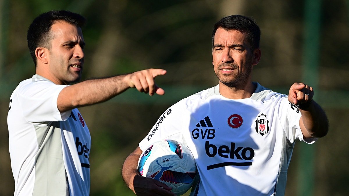 Van Bronckhorst'tan Açıklamalar