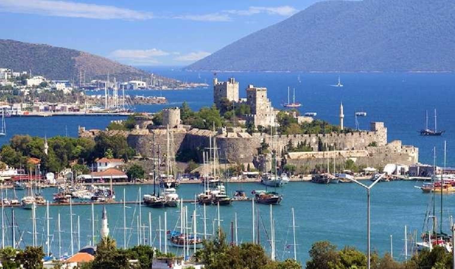 bodrum-kalesi-tarih-ve-restorasyon-uzerine-bir-degerlendirme-UCKndVPu.jpg