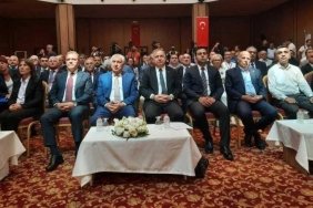 chp-genel-baskan-yardimcisi-ve-chp-pm-uyesi-baskanliginda-adanada-toplanti-gerceklestirildi-lqFvneN4.jpg