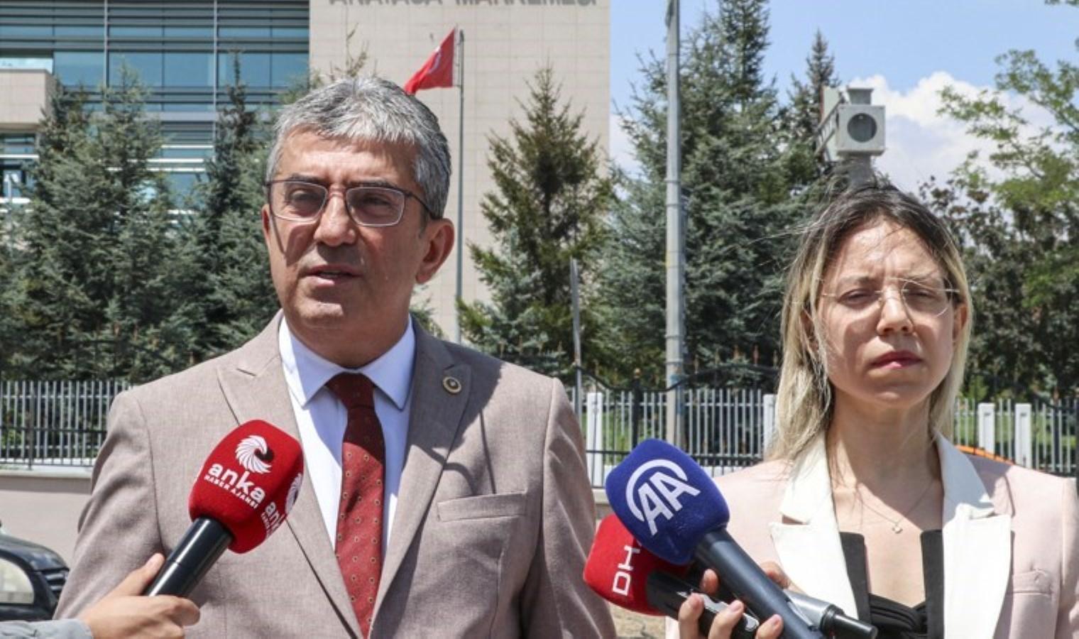 chp-grup-baskanvekili-gokhan-gunaydin-aym-onunde-aciklamalarda-bulundu-I9BCnEga.jpg