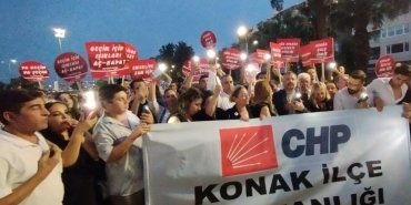 chp-izmir-il-baskanligi-isiklari-ac-kapa-eylemi-PZYWeByg.jpg