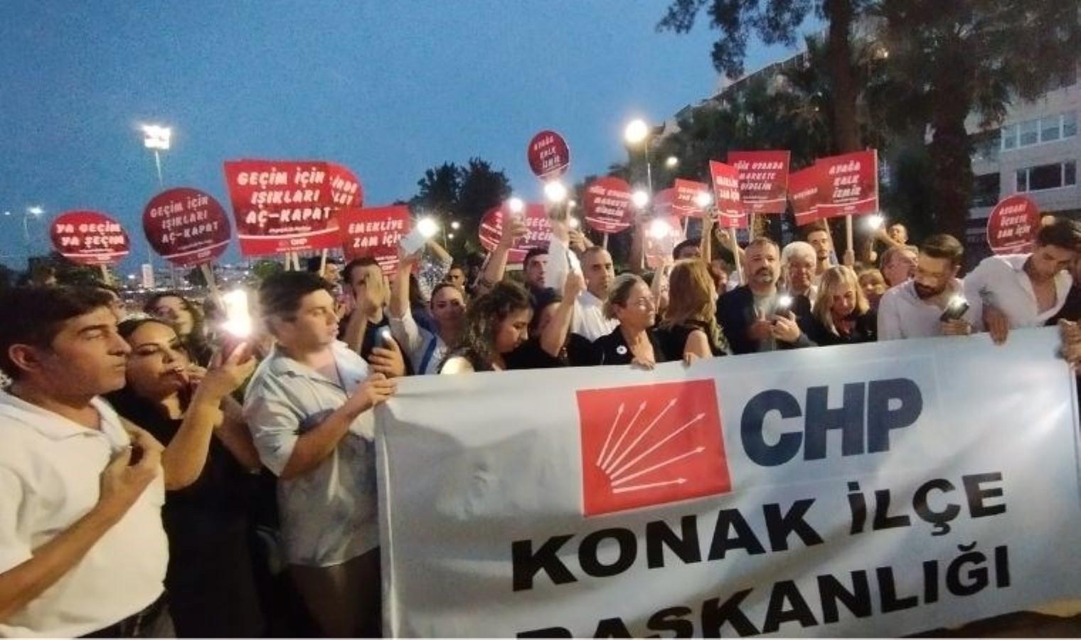 chp-izmir-il-baskanligi-isiklari-ac-kapa-eylemi-PZYWeByg.jpg