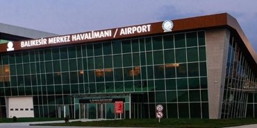 chp-milletvekili-sari-balikesir-merkez-havaalani-ihaleleri-hakkinda-aciklamalar-jmHW563R.jpg