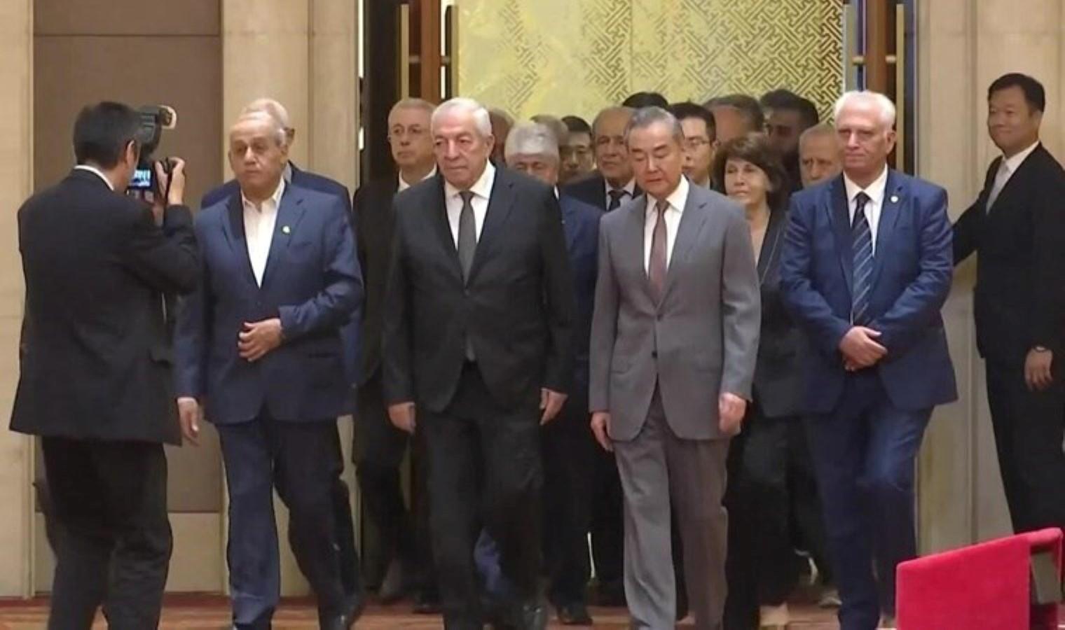 cinde-filistinli-gruplarin-tarihi-anlasmasi-MpQqbDgr.jpg