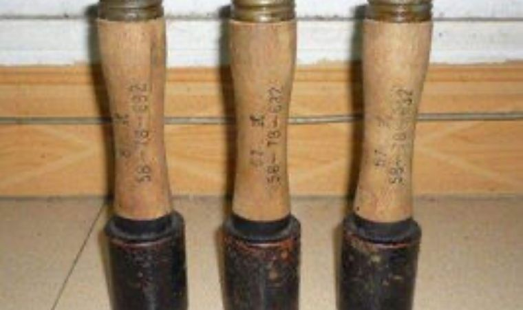 Çinli 90 Yaşındaki Kadın, Ev İşlerinde Kullandığı El Bombasını 20 Yıl Sonra Tanıdı!