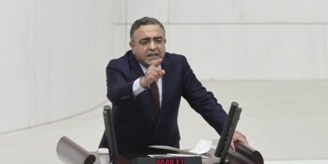 diyarbakir-tarihi-ptt-binasinin-kafe-isletmesine-donusturulmesi-tartismasi-LkFlcz72.jpg