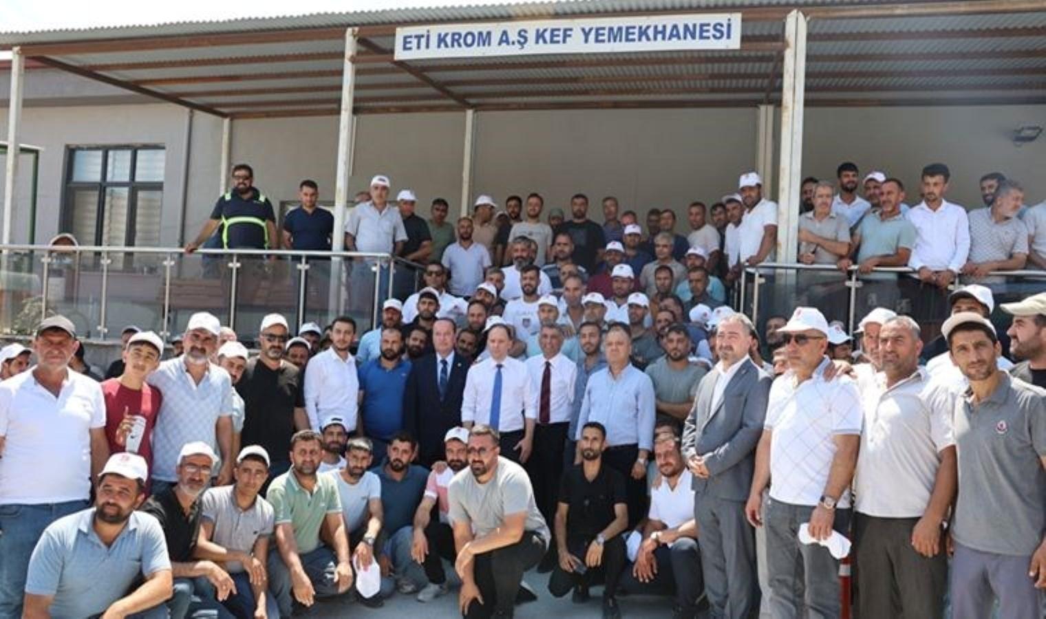 elazigda-eti-krom-maden-iscilerinin-eylemi-NhZEFSfX.jpg