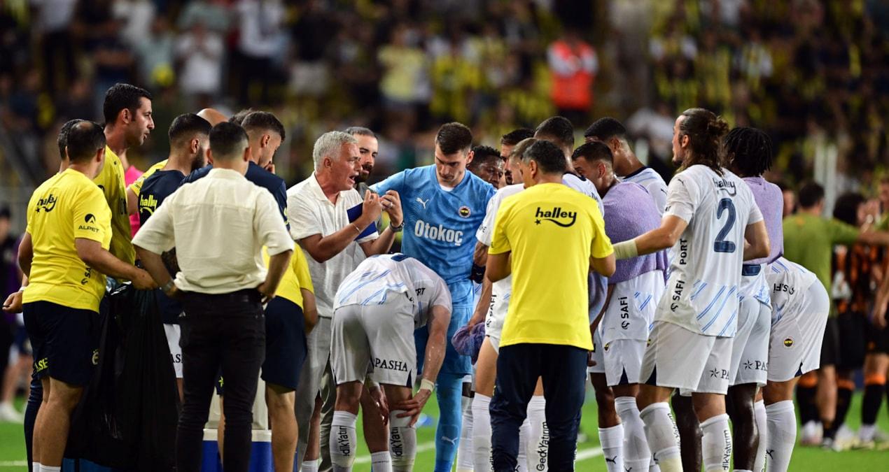 fenerbahce-sampiyonlar-liginde-lugano-ile-karsilasiyor-I38SA5EU.jpg