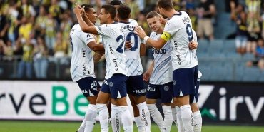 fenerbahce-son-hazirlik-macinda-strasbourgu-4-0-maglup-etti-ncjvgRaI.jpg