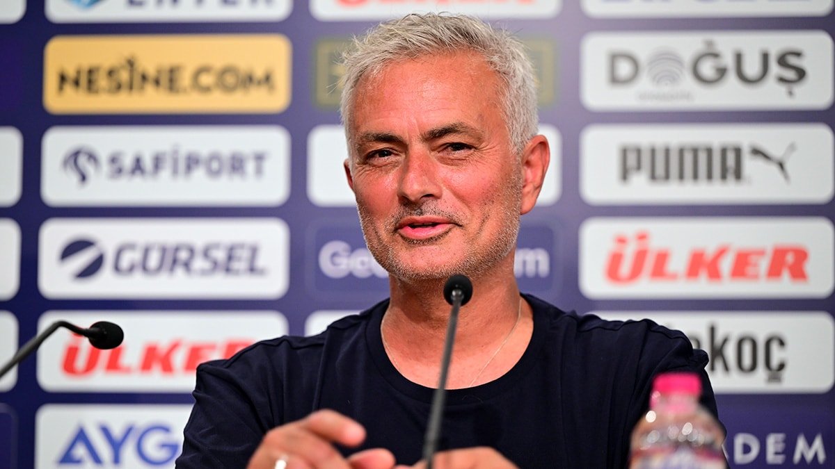 Fenerbahçe'de Mourinho'dan Önemli Açıklamalar