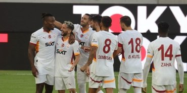 galatasaray-trencini-4-1-maglup-etti-ZuPG55sK.jpg