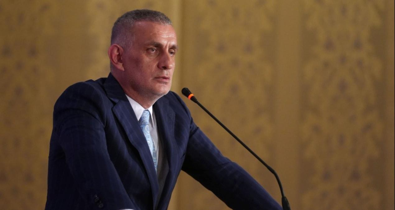 ibrahim-haciosmanoglunun-tff-genel-kurulundaki-tesekkur-konusmasi-T8vQRpZ4.jpg