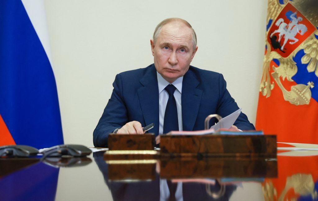 MH17 Faciası: Rus Füzesiyle Düşürülen Uçağın Ardındaki Gerçekler