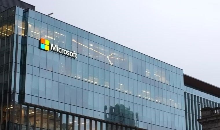 Microsoft Çalışanlarına Yönelik Yeni Karar: Android Cihazlar Yerine iPhone Kullanımı Zorunlu!
