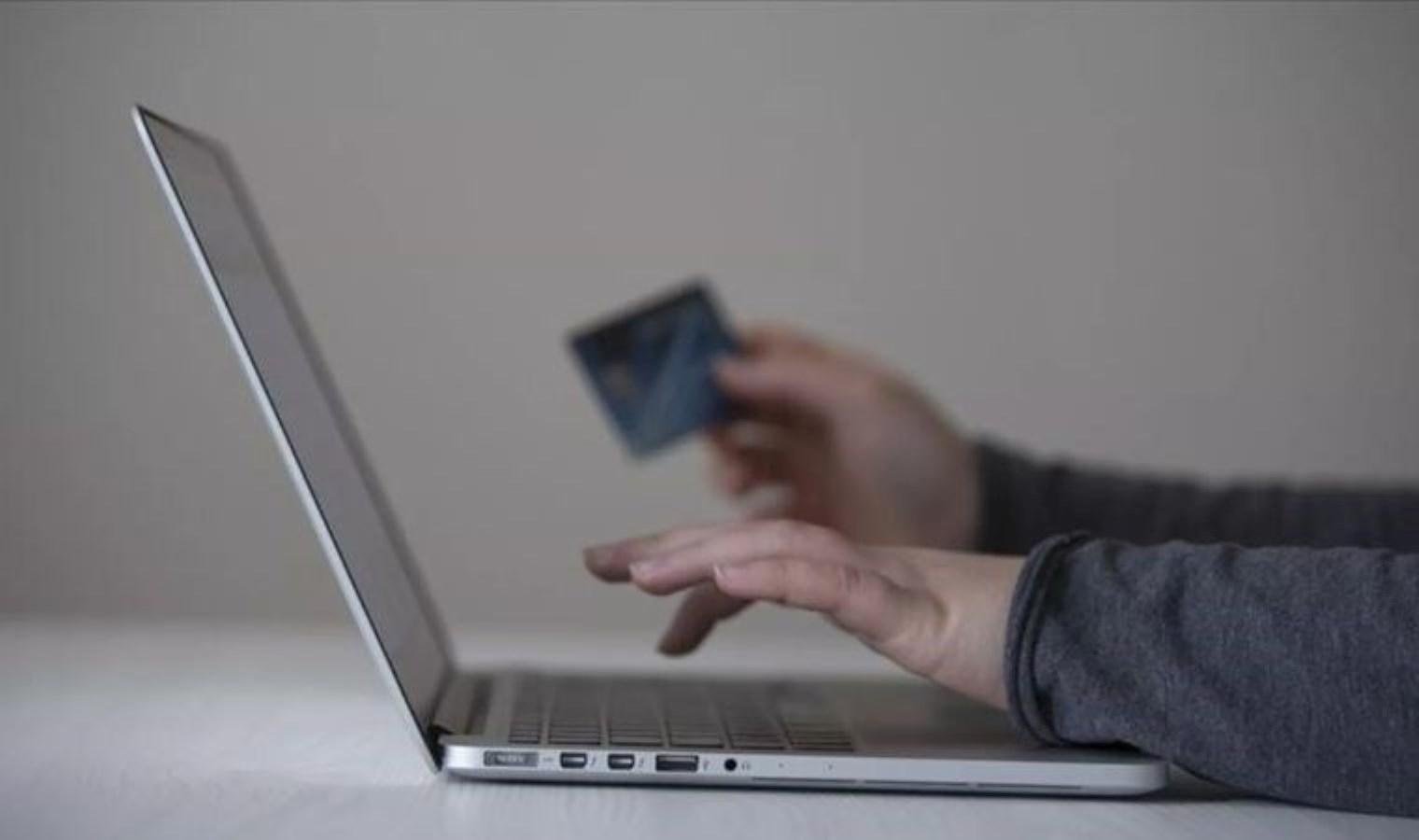 microsoftun-crowdstrike-krizi-banka-sistemleri-etkilendi-FhrNWyA3.jpg