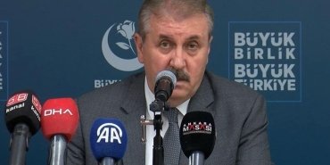 mustafa-desticinin-basin-toplantisi-terorle-mucadele-ve-hayvanlari-koruma-kanunu-uzerine-aciklamalar-deO6lTK4.jpg