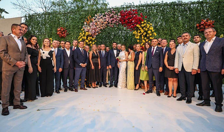 CHP'li Düğün Töreni