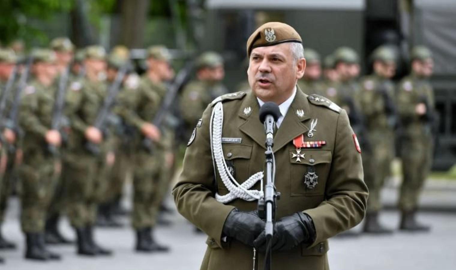 polonya-askeri-hazirliklarini-arttiriyor-NriISfMy.jpg