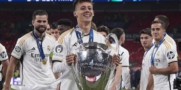 real-madrid-1-milyar-euro-gelir-elde-etti-gHqCk2Ar.jpg
