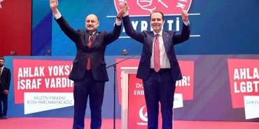 sanliurfada-protokol-krizi-buyuksehir-belediye-baskani-dislandi-HkQUVEm4.jpg