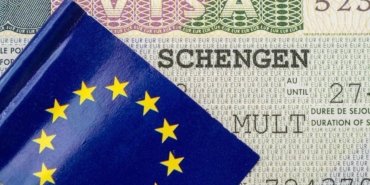 schengen-vizesi-icin-mucadele-randevu-sorunlari-ve-kara-borsa-uygulamalari-tTfTWBCu.jpg