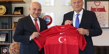 servet-yardimci-adayliktan-cekildi-PGZrFVGl.jpg
