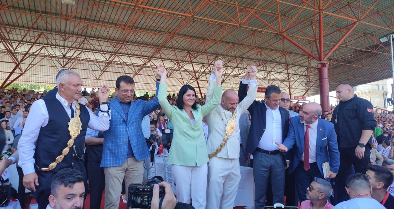 tarihi-kirkpinar-yagli-gureslerinde-agalik-ihalesi-ve-kazanan-aga-tMGU8ABm.jpg