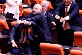 tbmmde-gerginlik-dem-partili-bozana-saldiri-UUCzlXCS.jpg
