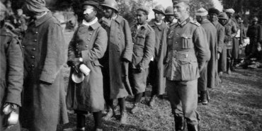 thiaroye-katliami-ve-fransiz-ulusal-gaziler-ofisinin-tarihi-karari-RWhdru3G.jpg