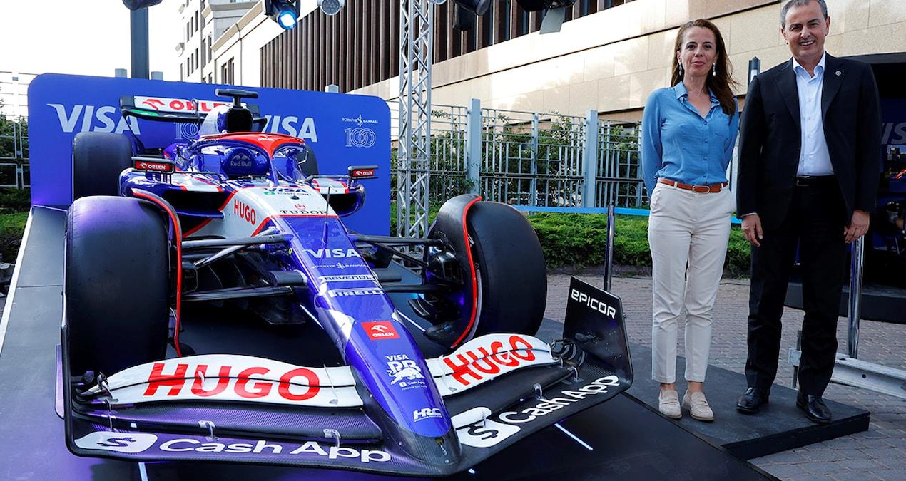 visa-ve-is-bankasi-formula-1-takim-sponsorlugu-G6qOepde.jpg