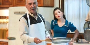 agustos-ayinda-tiyatro-dunyasi-festivaller-ve-onemli-oyunlar-Dasch8mR.jpg