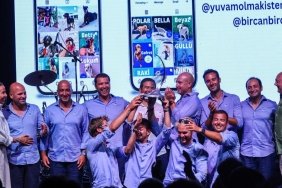 arkas-aegeanlink-regatta-2024-cesmenin-ruzgarinda-yelken-yarisi-heyecani-YRrM5qSB.jpg