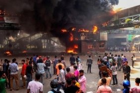 bangladeste-hukumet-karsiti-protestolar-ve-sokaga-cikma-yasagi-l8ldOSJ3.jpg