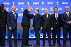 belediye-baskanlarinin-akpye-gecisleri-ve-tepkiler-5kK1RBzM.jpg