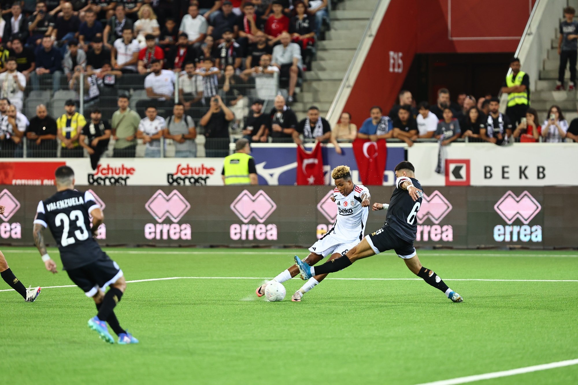 Beşiktaş, Lugano ile 3-3 Berabere Kaldı