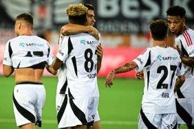 besiktas-lugano-ile-3-3-berabere-kaldi-RNjPzMPL.jpg